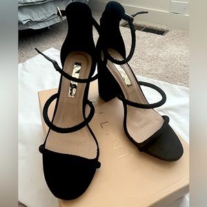BRAND NEW - BILLINI Marlie Black Suede Heels